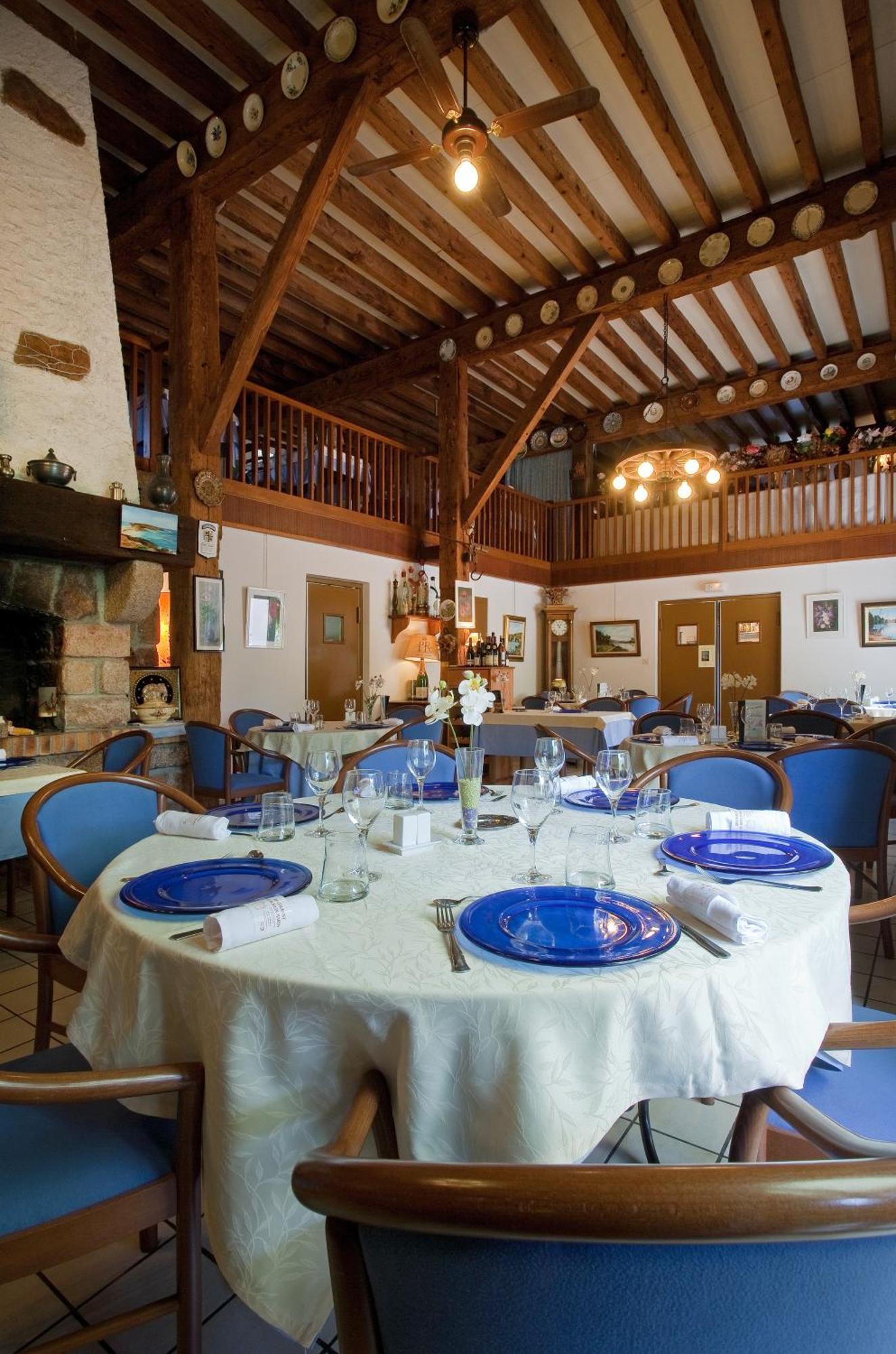 Auberge Du Moulin Marin Lapalisse Kültér fotó