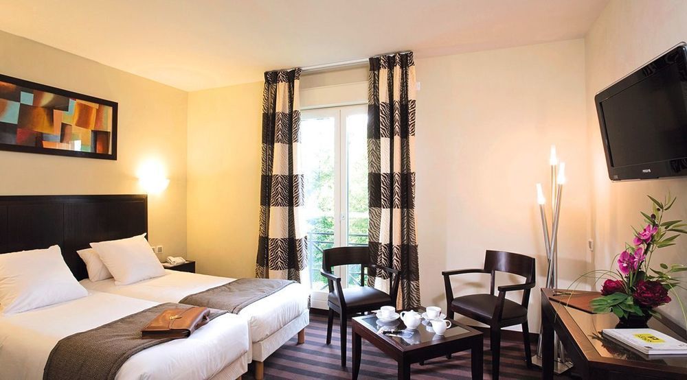 Auberge Du Moulin Marin Lapalisse Kültér fotó